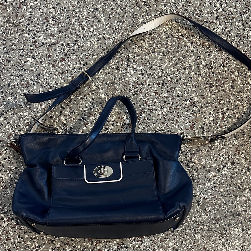 Kate Spade Navy Leather purse